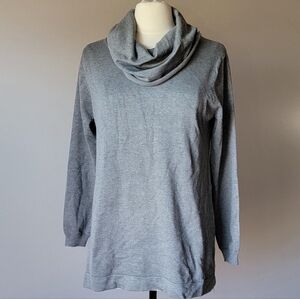 Top It Off Elegant Heather Gray Turtleneck Sweater Size S/M